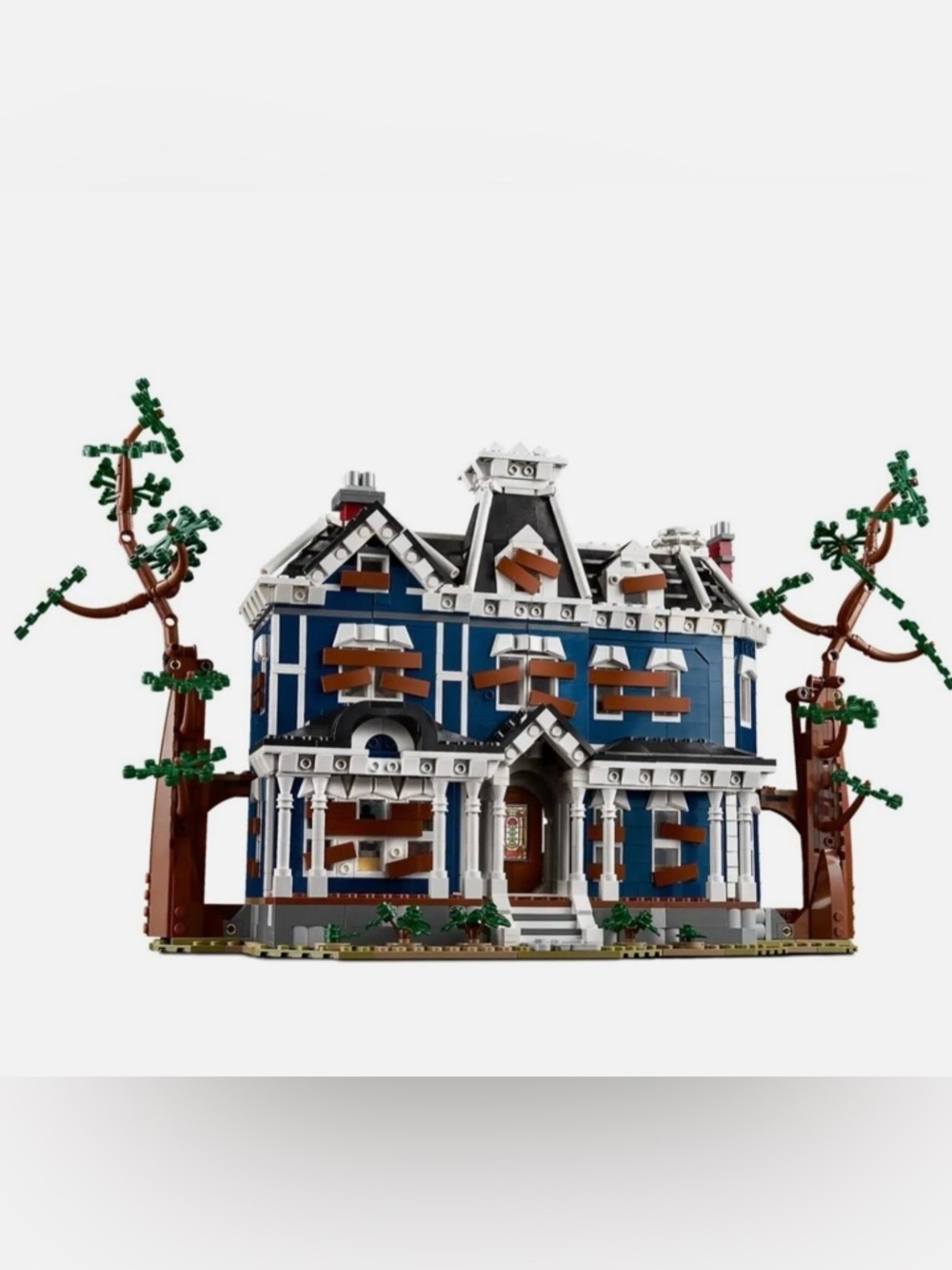 Lego Stranger Things Creel House Including WSOK Bonus Set & Yr of the Horse set